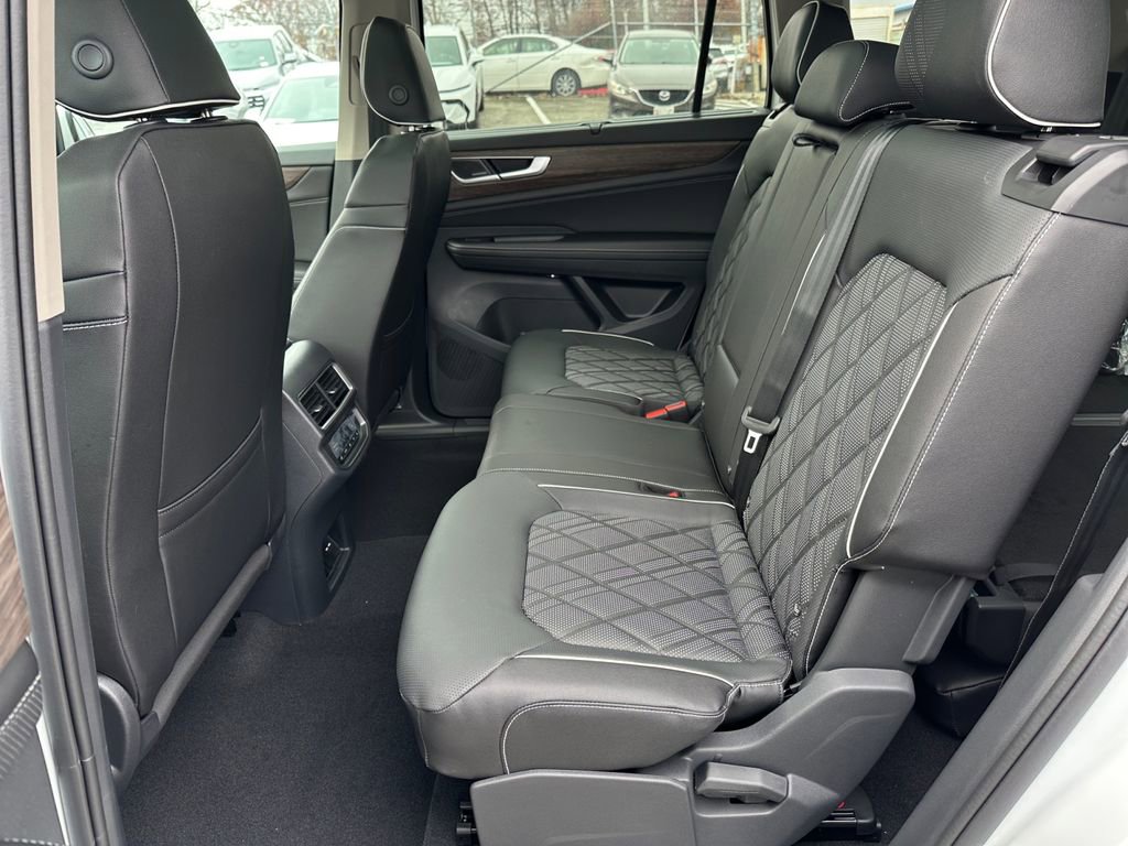New 2026 Volkswagen Atlas SEL Premium R-Line image 19