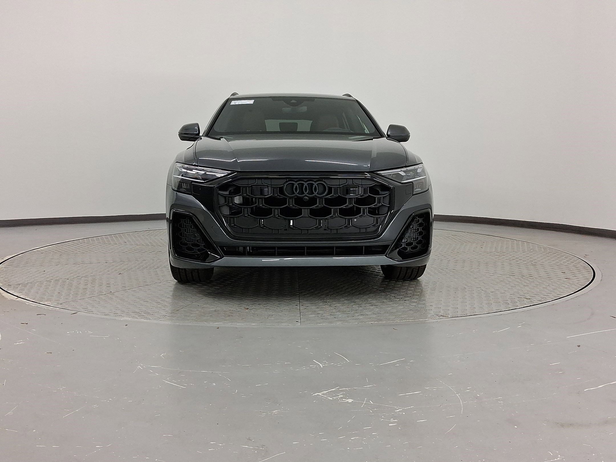 New 2026 Audi Q8 Prestige image 6