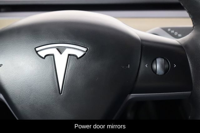 Used 2023 Tesla Model Y 2WD image 10