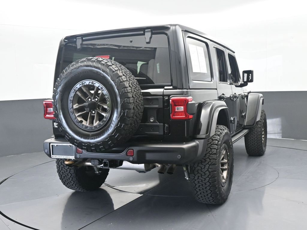 Used 2025 Jeep Wrangler Unlimited Rubicon 392 image 5