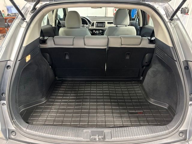 Used 2021 Honda HR-V LX image 19