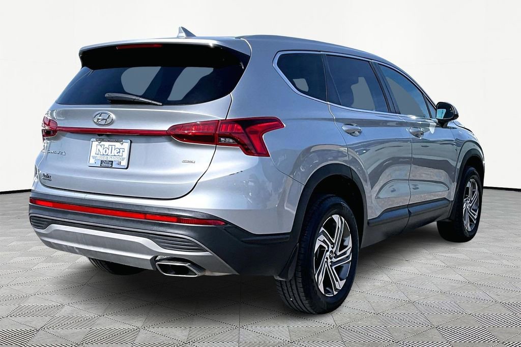 Used 2023 Hyundai Santa Fe SE w/ Cargo Package image 2