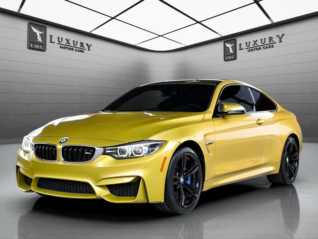 Used 2018 BMW M4 Coupe RWD image 3