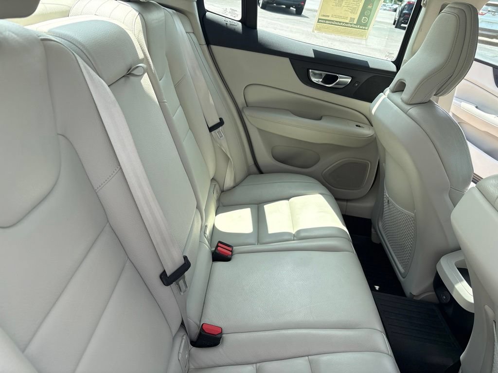 Certified 2023 Volvo S60 B5 Plus w/ Climate Package FWD image 38