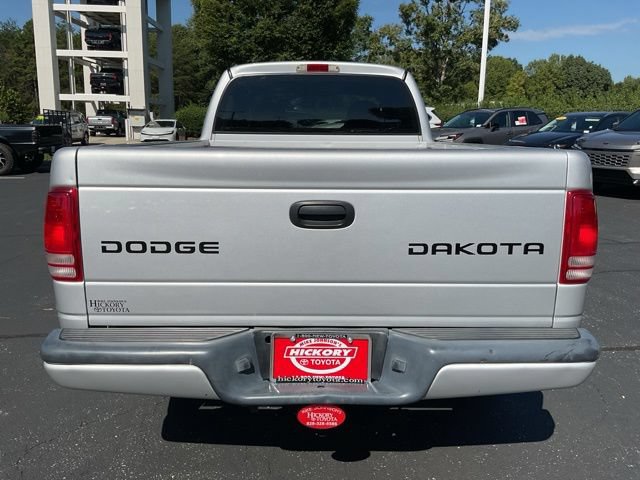Used 2004 Dodge Dakota Sport w/ Deluxe Convenience Group RWD image 9
