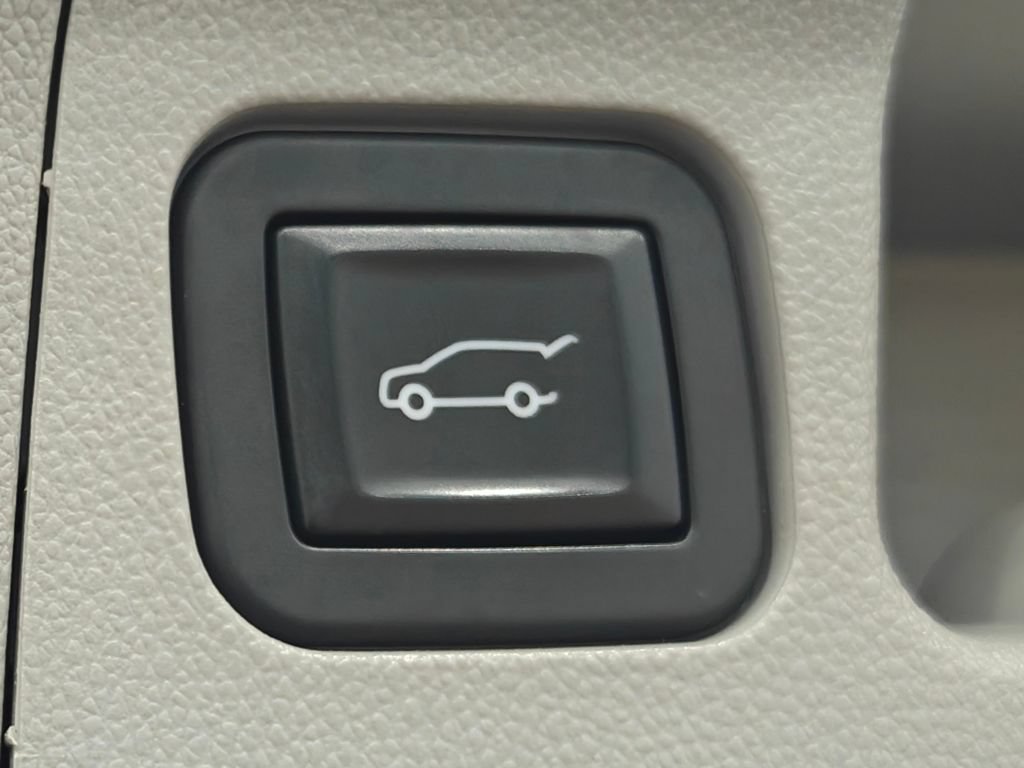 Used 2017 GMC Acadia SLE w/ Driver Alert Package I AWD/4WD image 37