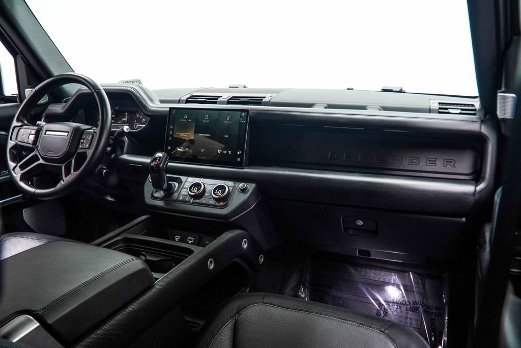Used 2024 Land Rover Defender 130 Outbound AWD/4WD image 19