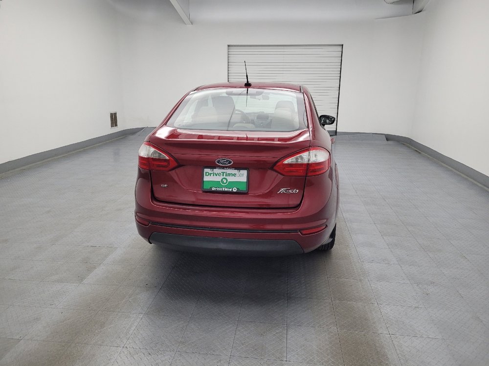 Used 2015 Ford Fiesta SE image 7