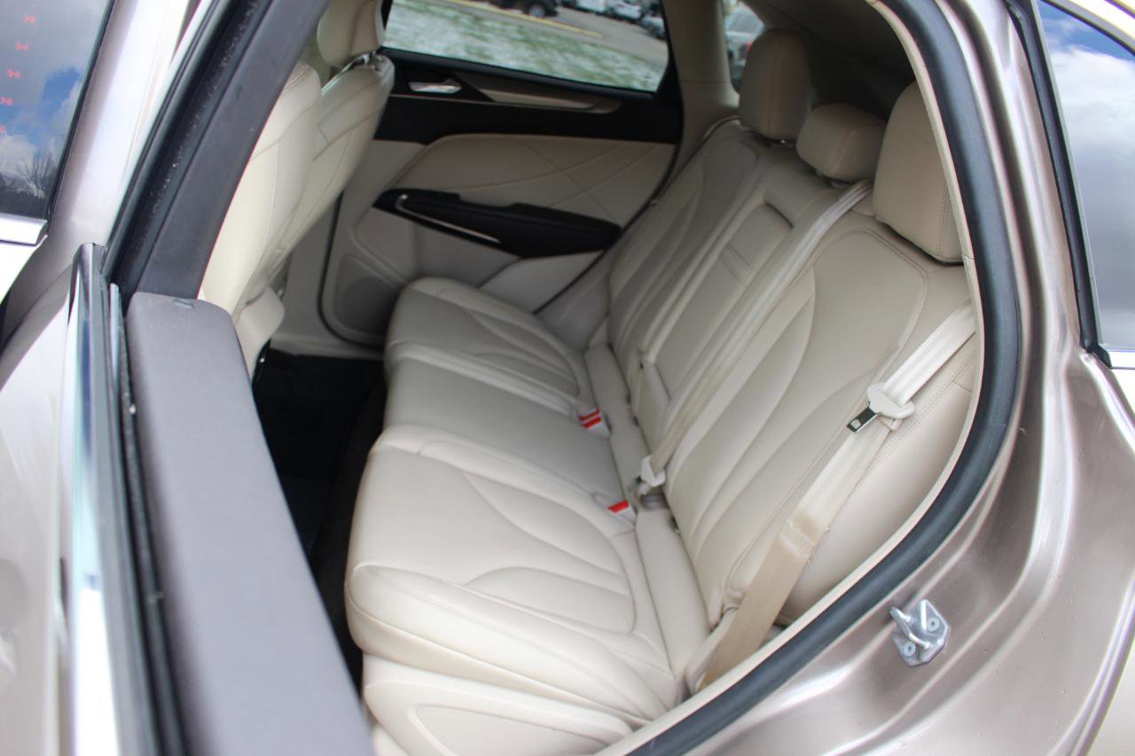 Used 2018 Lincoln MKC Premiere image 30