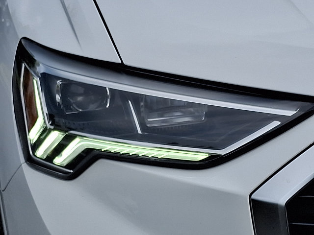 Certified 2025 Audi Q3 2.0T Premium Plus AWD/4WD image 9