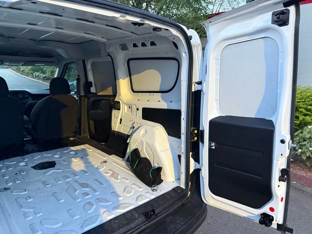 Used 2021 RAM ProMaster City Tradesman image 11