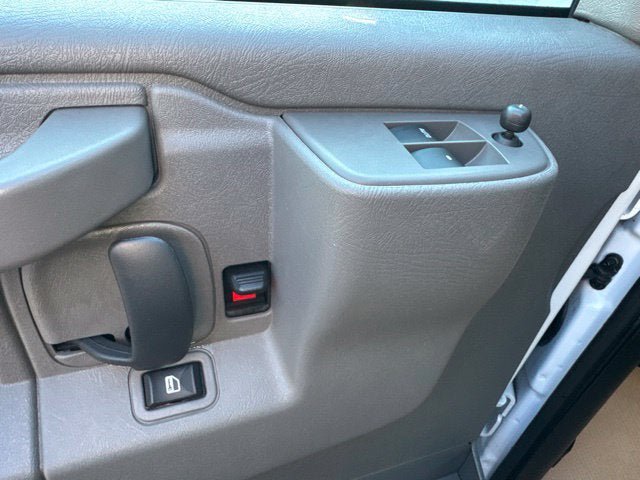 Used 2025 GMC Savana 2500 w/ Driver Convenience Package RWD image 9