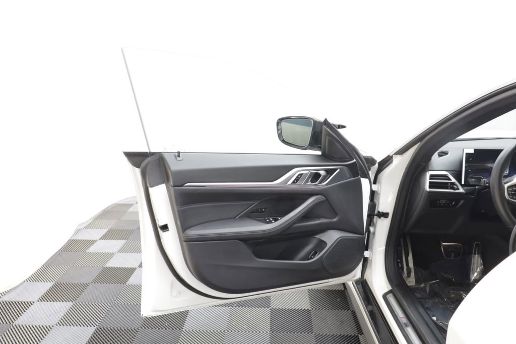 Certified 2025 BMW i4 M50 image 5