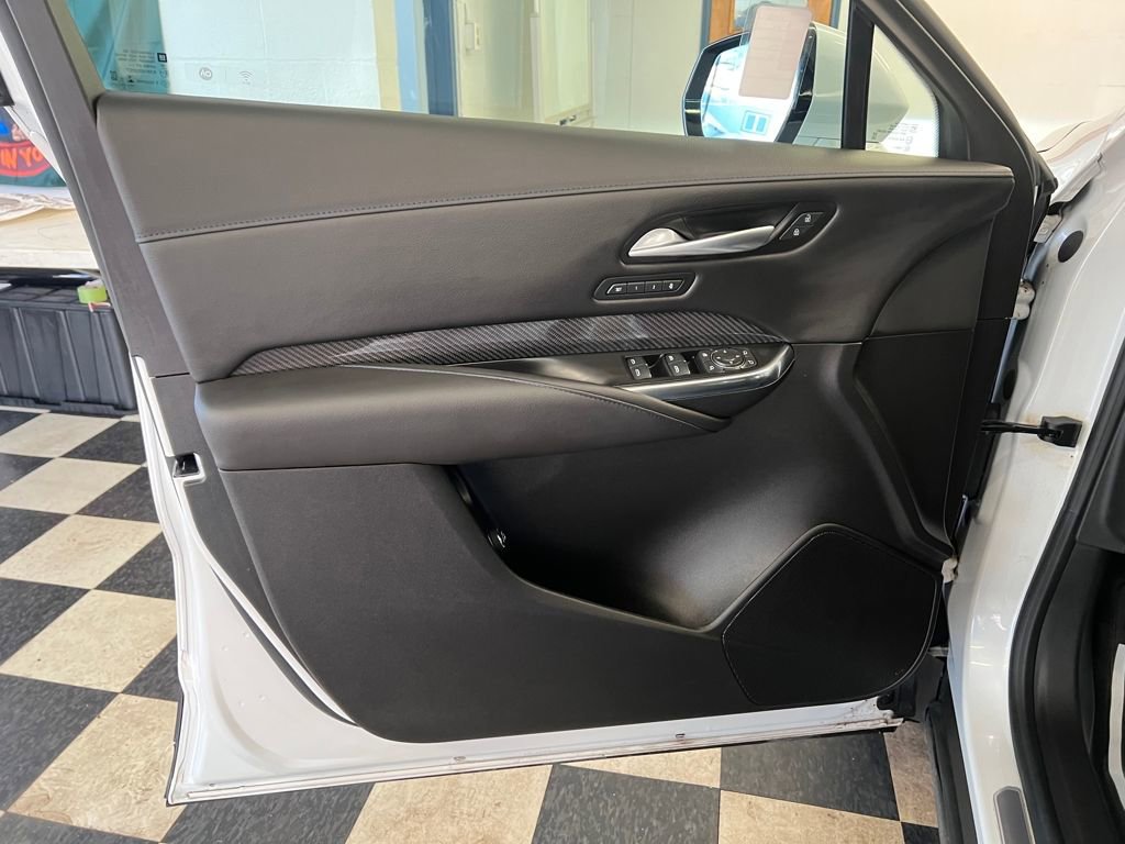 Used 2024 Cadillac XT4 Sport w/ Cold Weather Package image 35