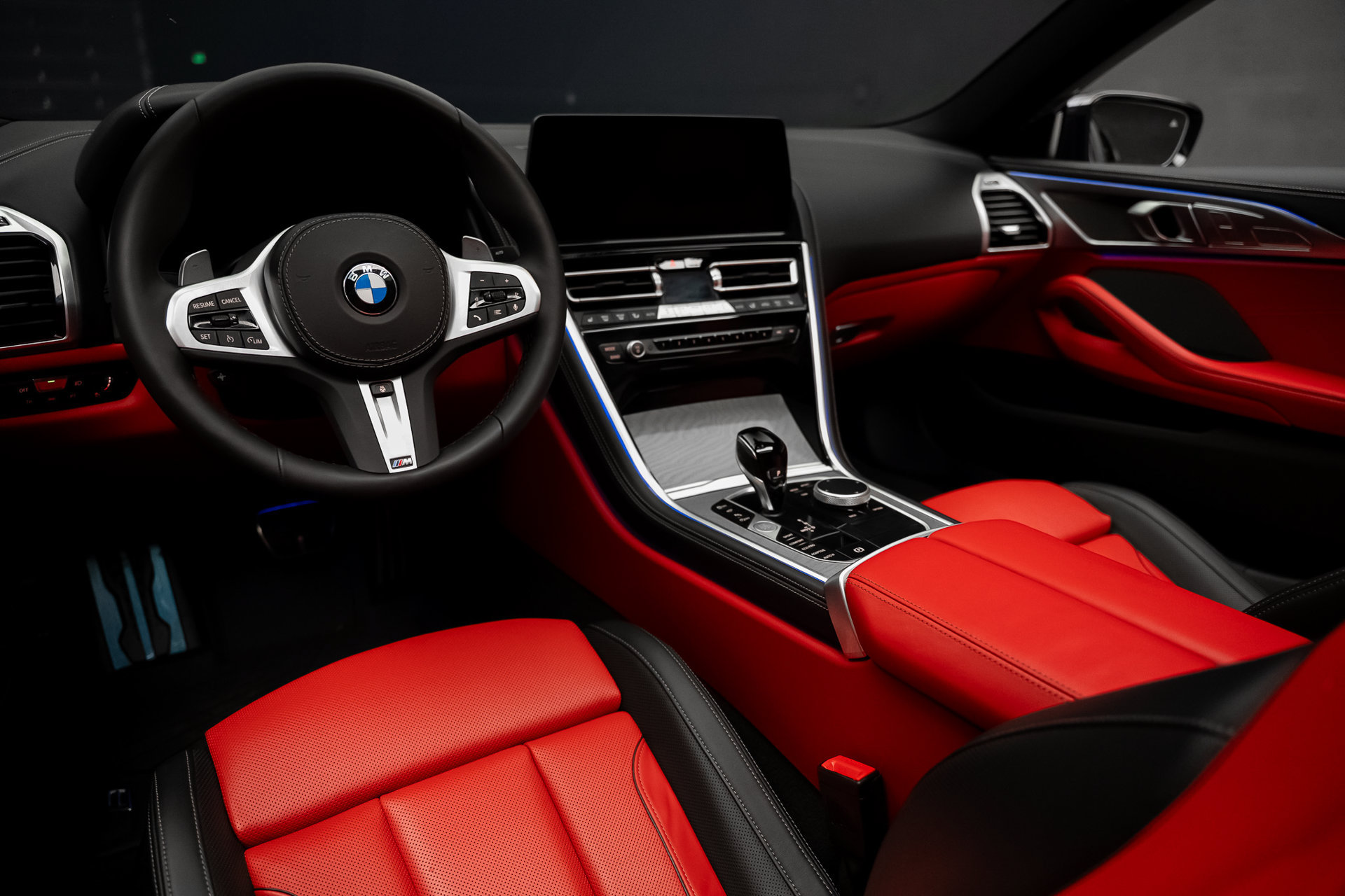 Used 2025 BMW 840i w/ Driving Assistance Package RWD image 2