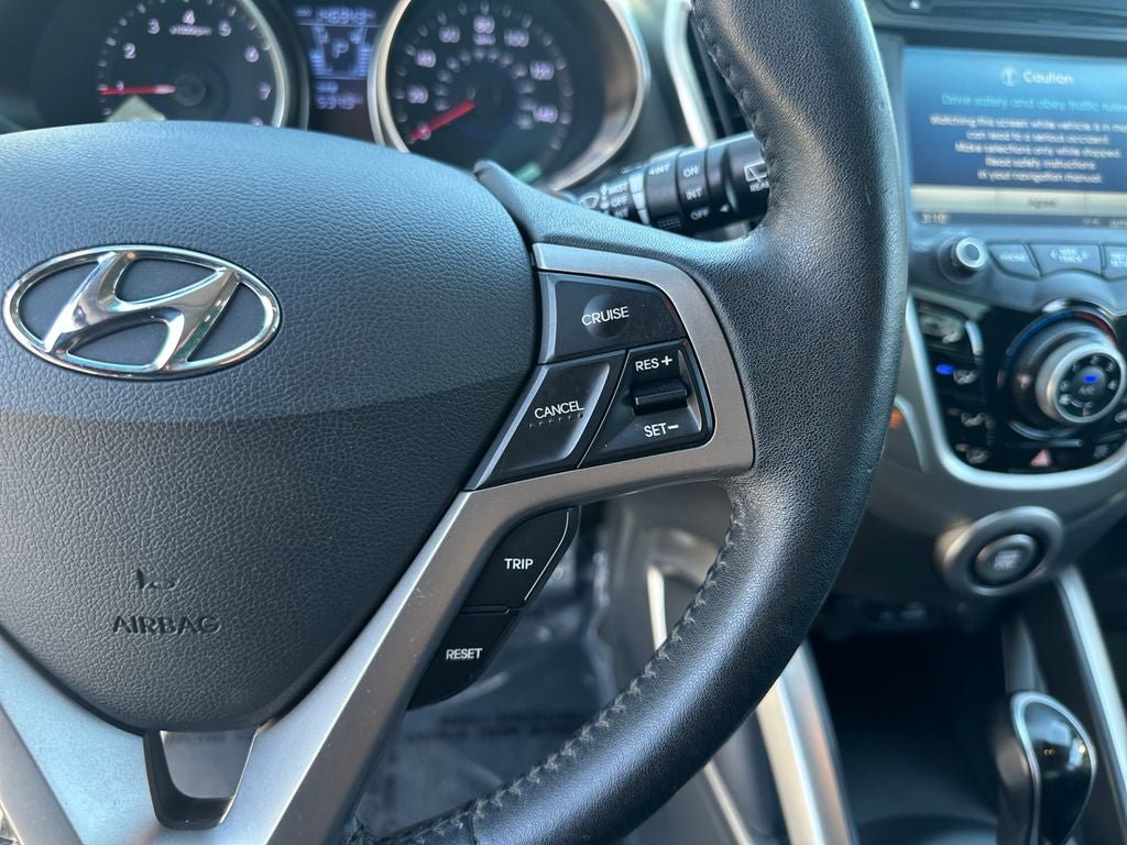 Used 2013 Hyundai Veloster w/ Style Pkg FWD image 16