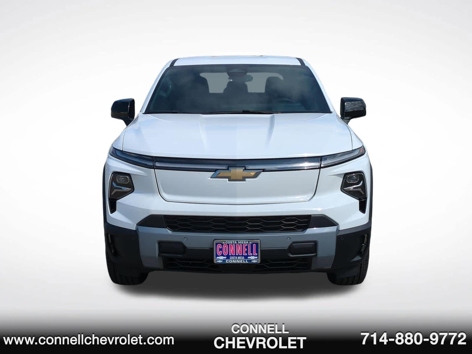Used 2026 Chevrolet Silverado EV LT AWD/4WD image 2
