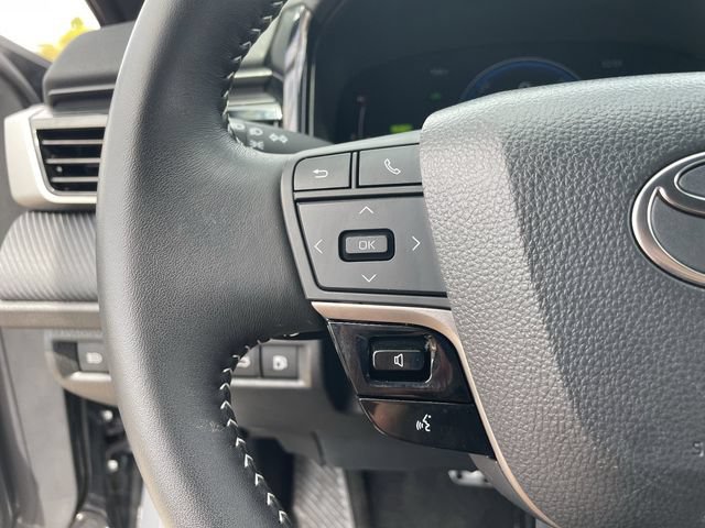 Used 2026 Toyota Camry SE FWD image 27