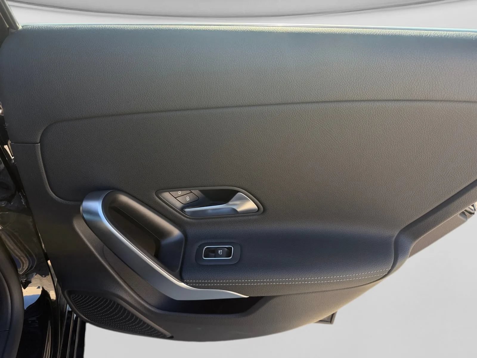 Used 2022 Mercedes-Benz A 220 4MATIC image 28