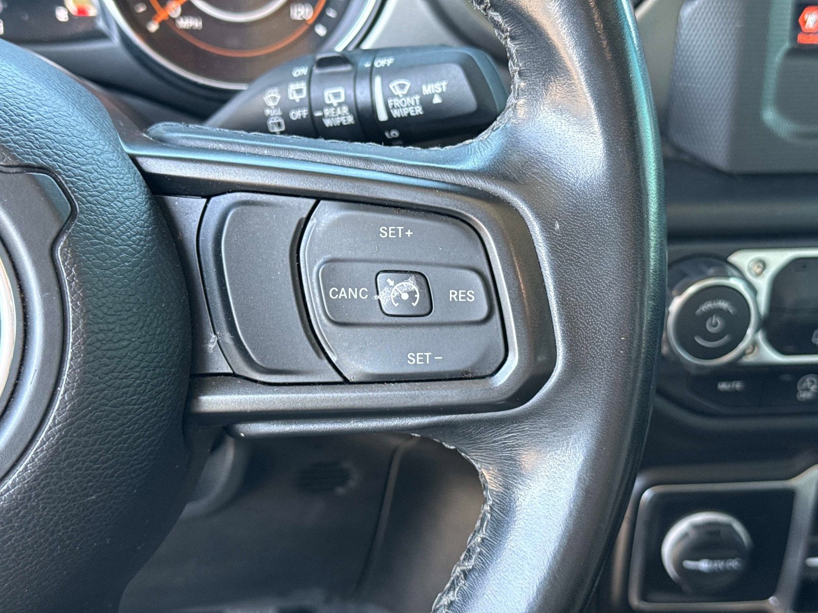 Used 2022 Jeep Wrangler Unlimited Sport AWD/4WD image 28