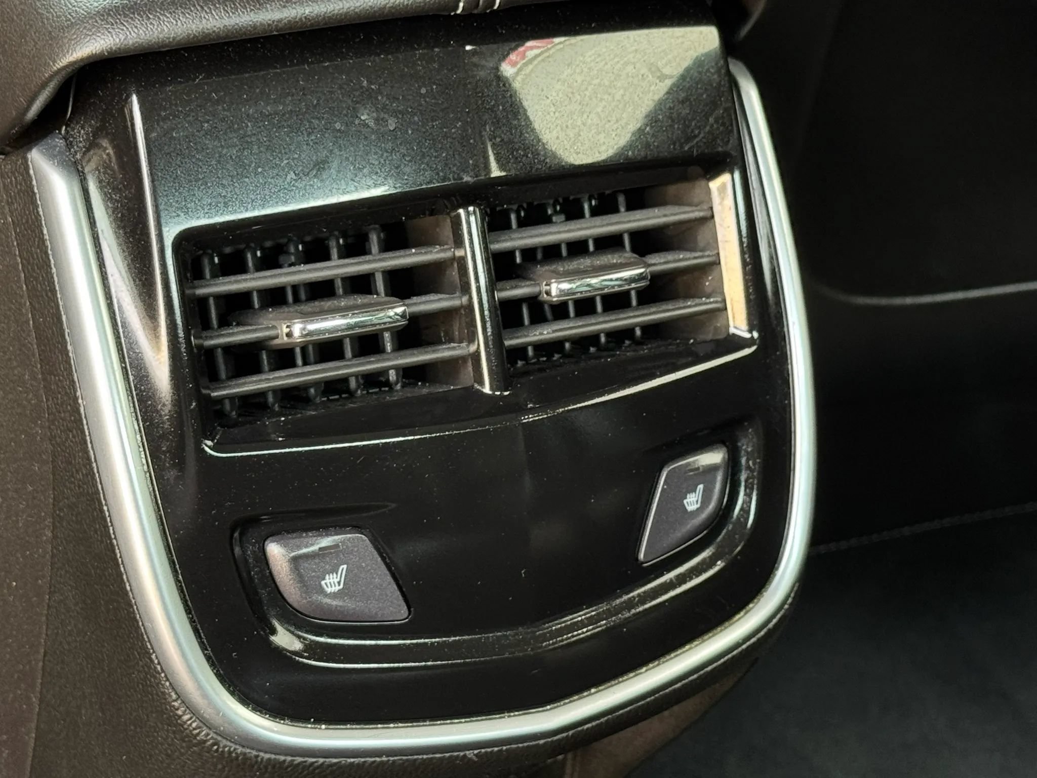 Used 2013 Cadillac XTS Luxury w/ Driver Awareness Package FWD image 20