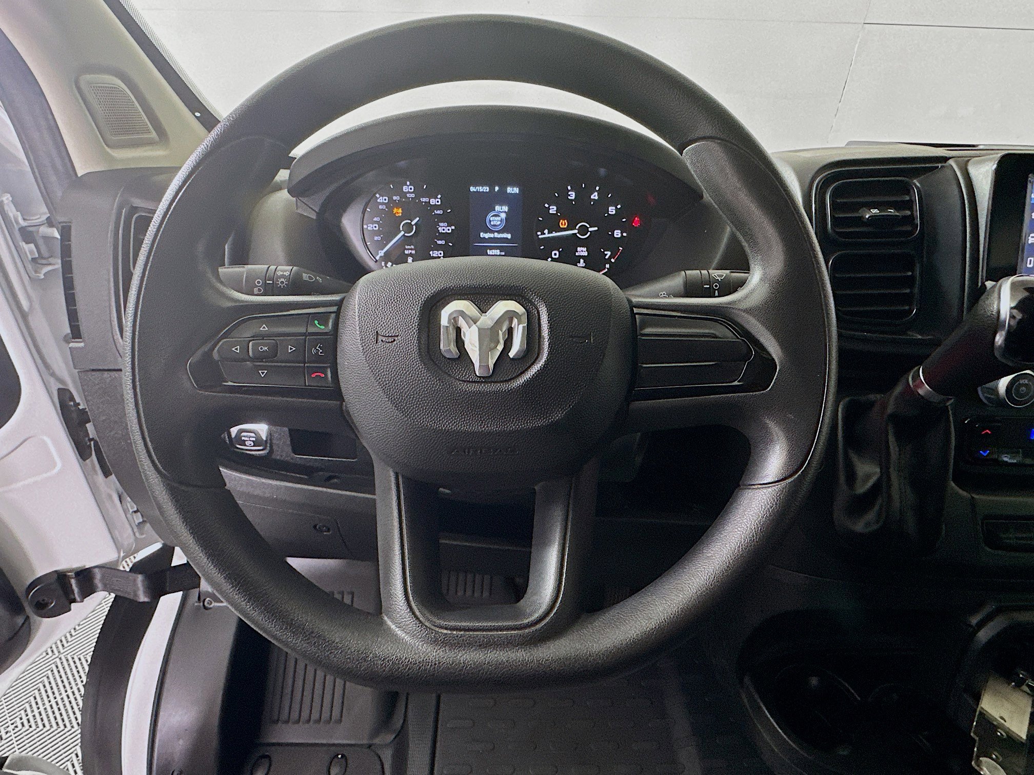 Used 2023 RAM ProMaster 2500 FWD image 15