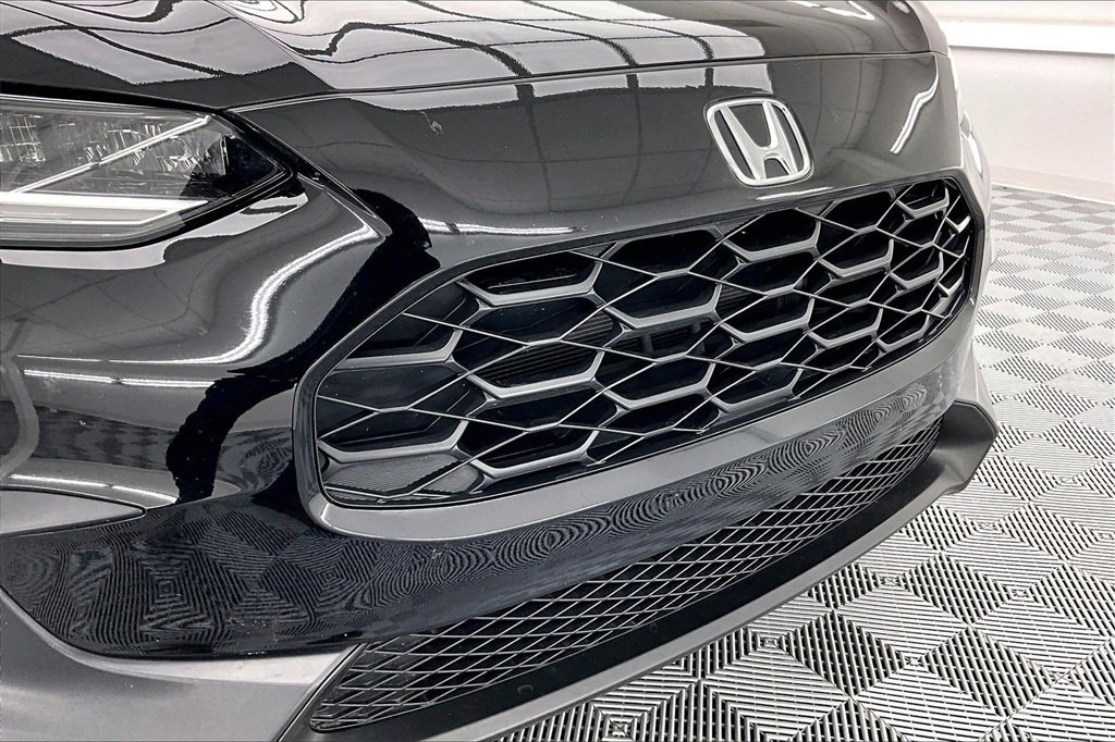 Used 2025 Honda HR-V LX image 28