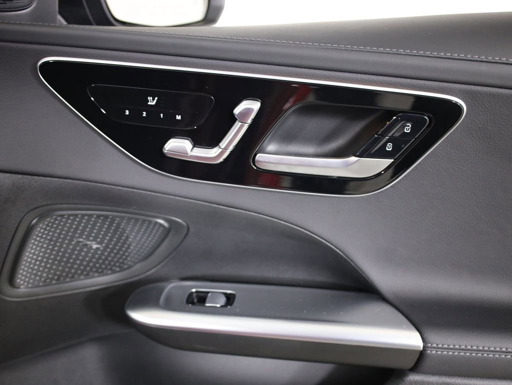 Certified 2025 Mercedes-Benz C 300 4MATIC Sedan image 58