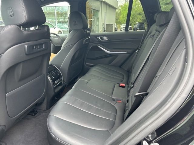 Used 2021 BMW X5 xDrive40i w/ Premium Package 2 image 21