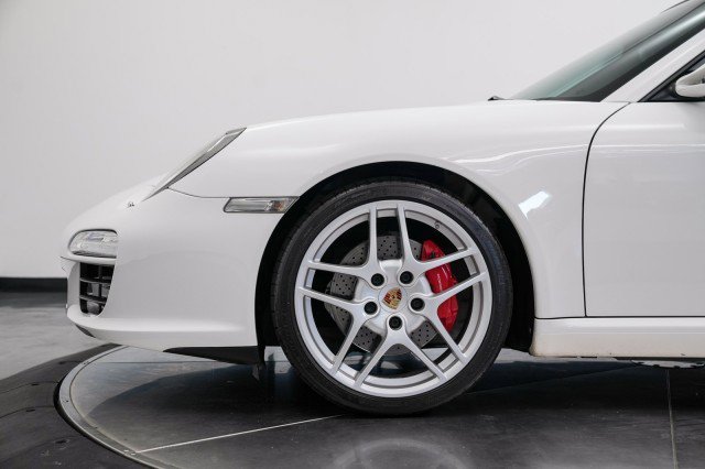 Used 2010 Porsche 911 Carrera S image 17
