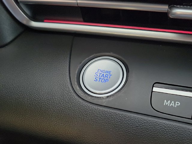 Used 2022 Hyundai Elantra Limited FWD image 22