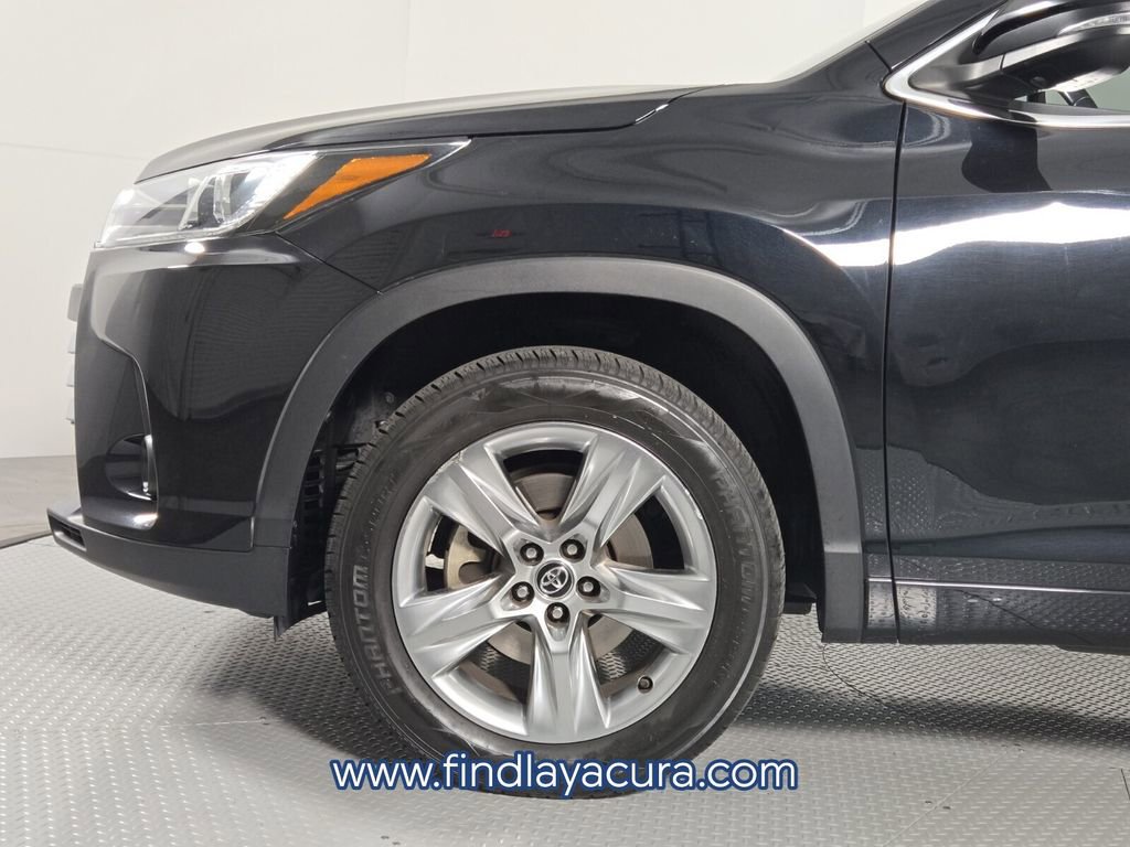Used 2019 Toyota Highlander Limited FWD image 10
