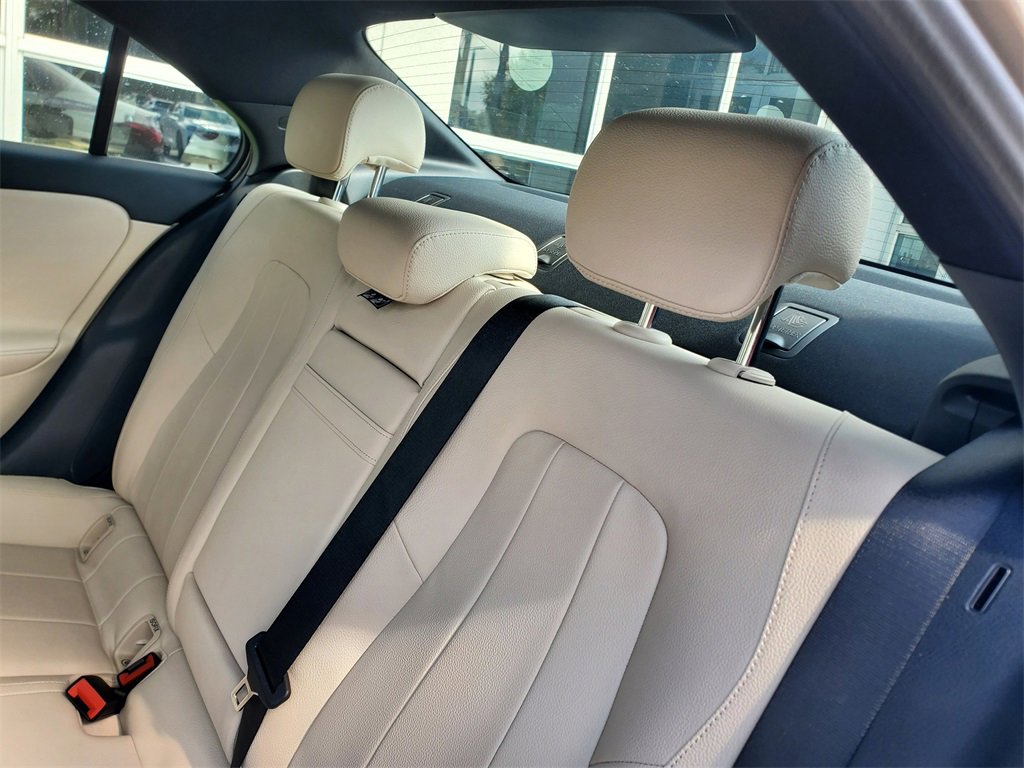 Used 2019 Mercedes-Benz A 220 image 12