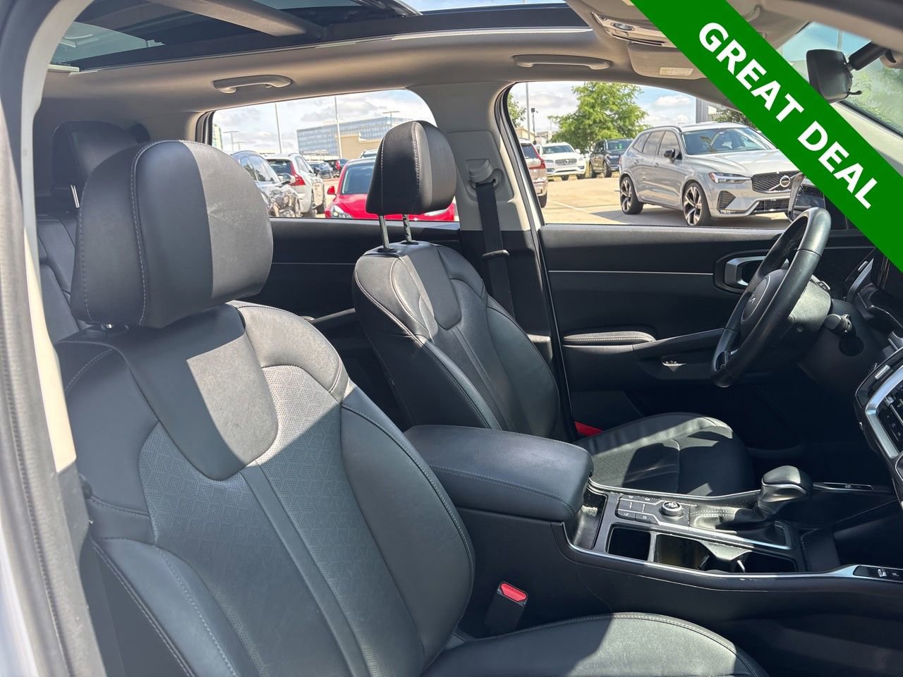 Used 2022 Kia Sorento S w/ Panoramic Sunroof Package FWD image 13
