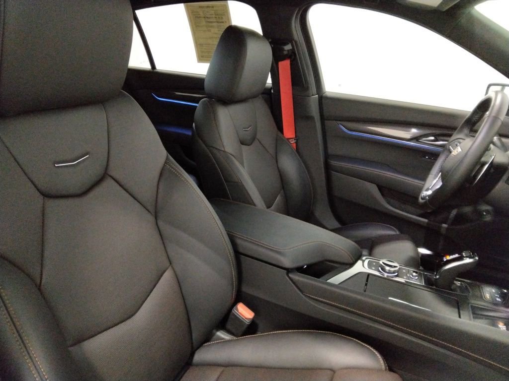 Used 2025 Cadillac CT5 V image 50