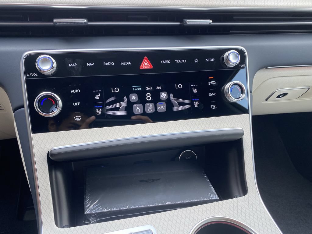 New 2027 Genesis GV80 3.5T Prestige AWD/4WD image 24