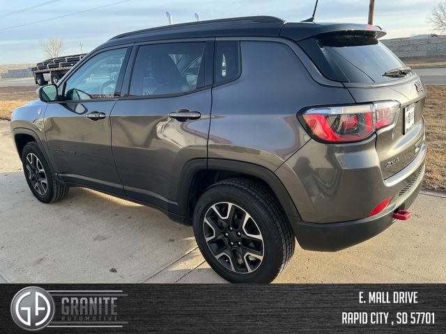 Used 2019 Jeep Compass Trailhawk image 3