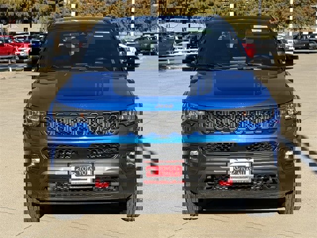 Used 2023 Jeep Compass Trailhawk image 8