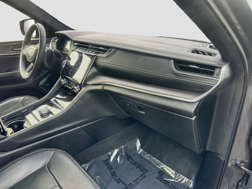 Used 2022 Jeep Grand Cherokee L Overland RWD image 32