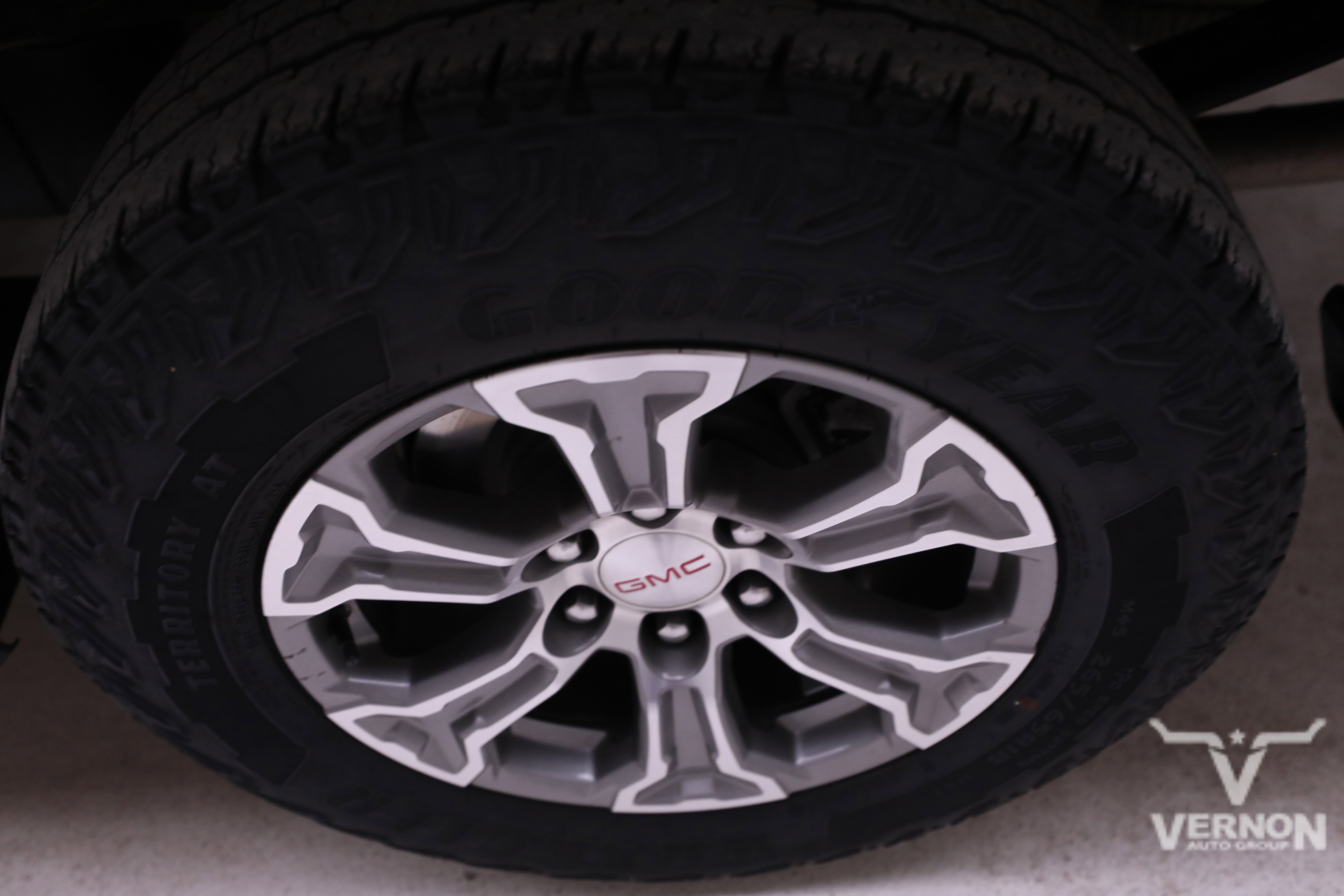 Used 2022 GMC Sierra 1500 SLT w/ X31 Off-Road Package image 33