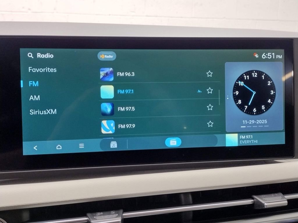 New 2026 Hyundai Tucson SE image 26