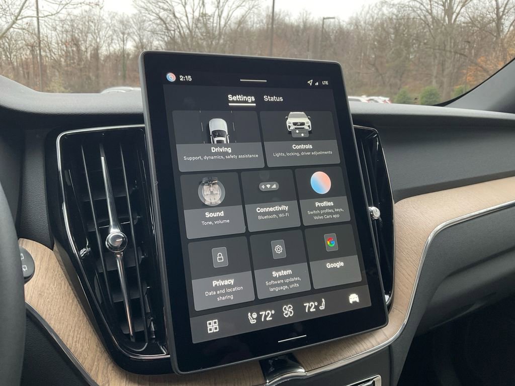 New 2026 Volvo XC60 B5 Plus w/ Protection Package Premier image 25