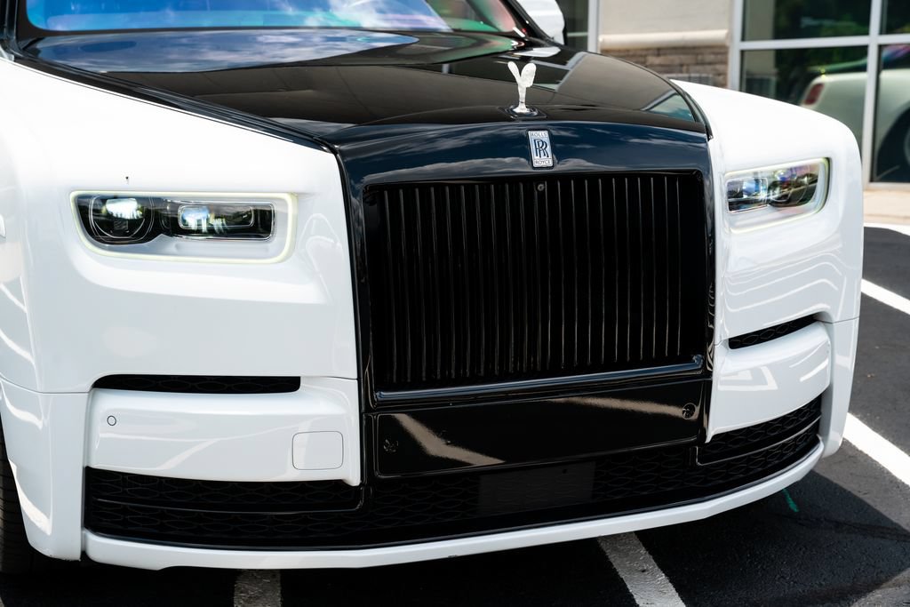 Used 2019 Rolls-Royce Phantom Sedan RWD image 5