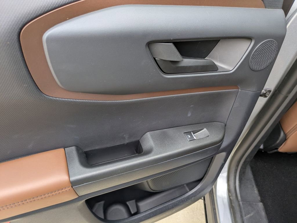 Used 2023 Ford Bronco Sport Outer Banks w/ Tech Package image 12