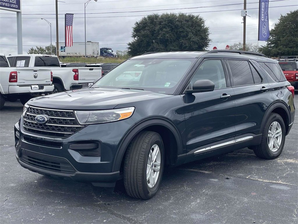 Used 2024 Ford Explorer XLT image 7