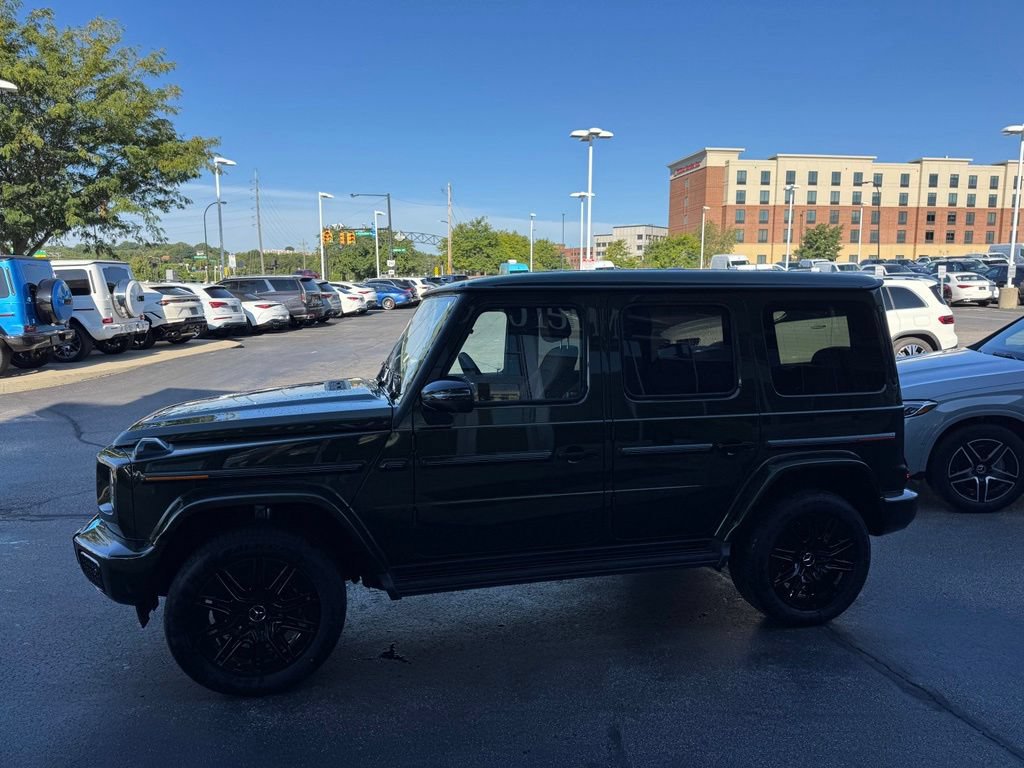New 2027 Mercedes-Benz G 580 e image 3