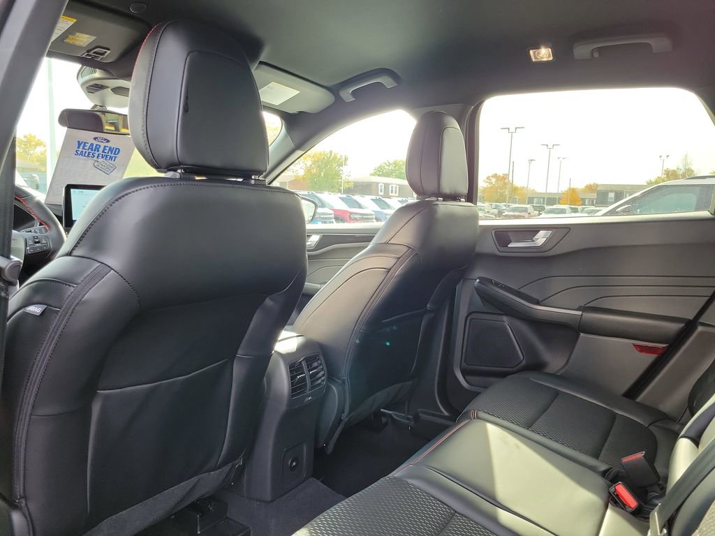 New 2026 Ford Escape ST-Line w/ Cold Weather Package image 15