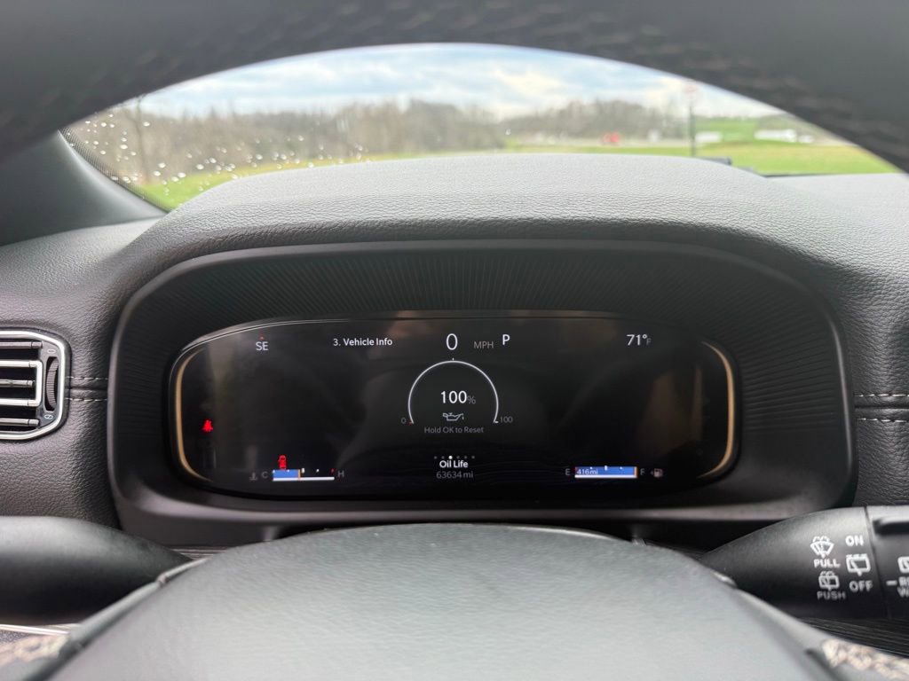 Used 2024 Jeep Wagoneer Series II w/ Flexible Seating Group image 37