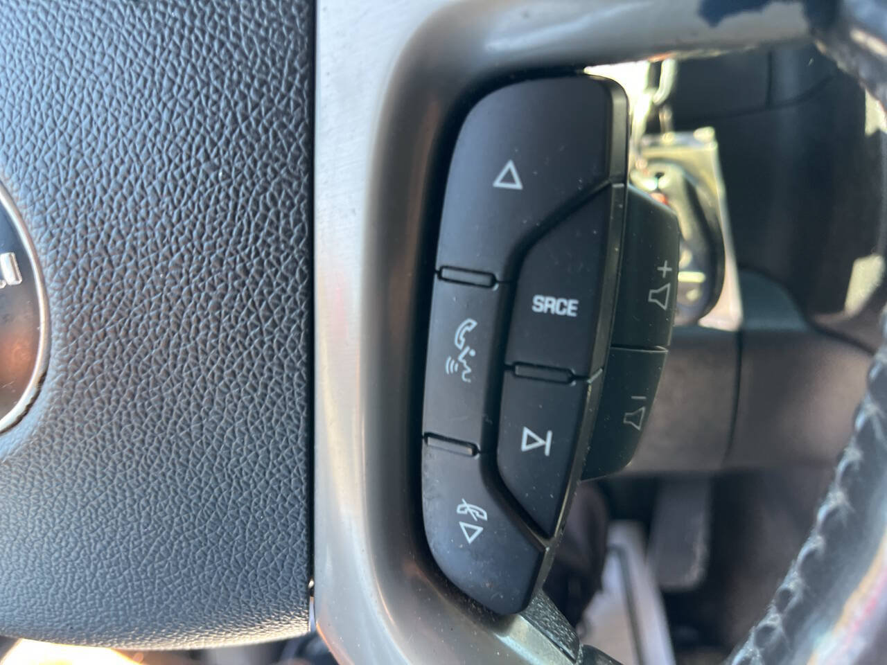 Used 2012 GMC Yukon XL Denali AWD/4WD image 25