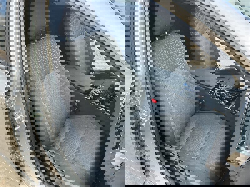 Used 2025 Toyota Camry LE image 28